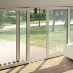 Раздвижные порталы под ключ: свет, пространство и комфорт в каждом доме