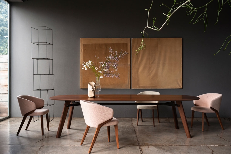 Эксклюзивный дизайн столов от мебельной фабрики Bross