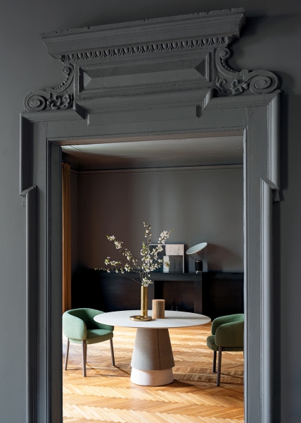 Эксклюзивный дизайн столов от мебельной фабрики Bross