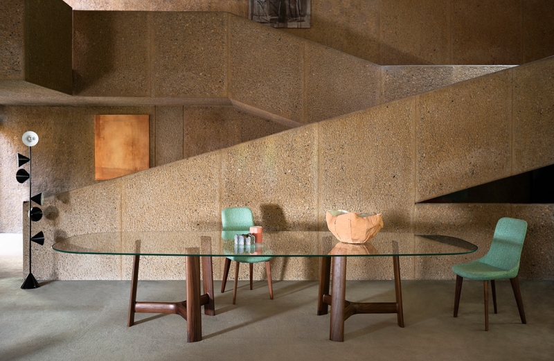 Эксклюзивный дизайн столов от мебельной фабрики Bross